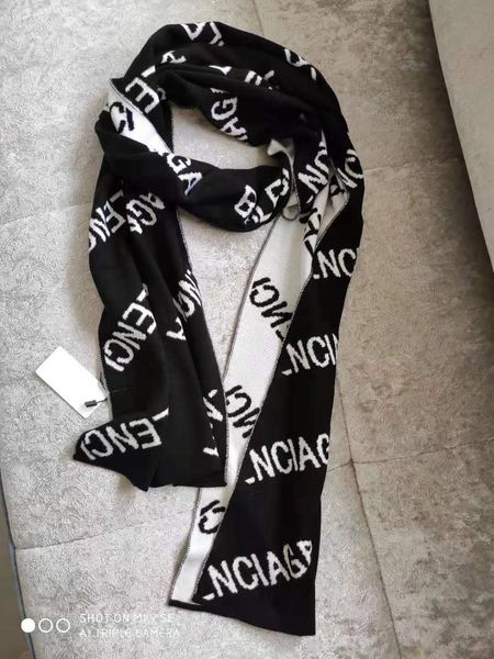 2019 winter brand scarf wool cashmere men scarfs warm thick man shawl thick scarves for ladies no box, Blue;gray
2019 winter brand scarf wool cashmere men scarfs warm thick man shawl thick scarves for ladies no box, Blue;gray