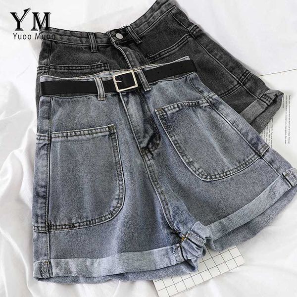 yuoomuoo 2020 new arrival vintage summer denim shorts women pockets design high waist jeans shorts with belt female short pants, White;black
yuoomuoo 2020 new arrival vintage summer denim shorts women pockets design high waist jeans shorts with belt female short pants, White;black