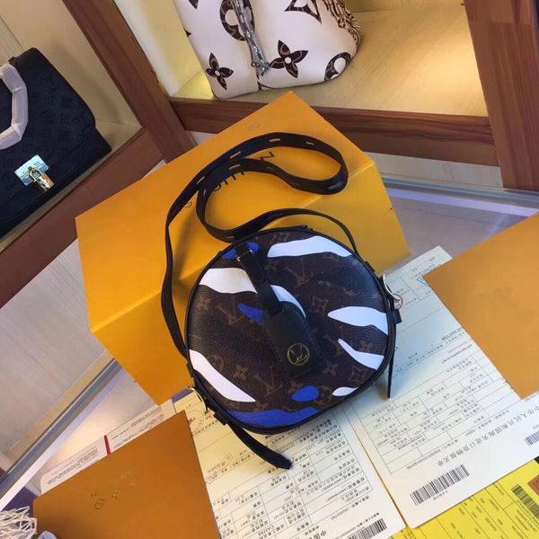 лучшие моды качества бренда мешок плеча цепи кожи сумка crossbody solid color camo lady handbag crossbody сумка кошелек
лучшие моды качества бренда мешок плеча цепи кожи сумка crossbody solid color camo lady handbag crossbody сумка кошелек