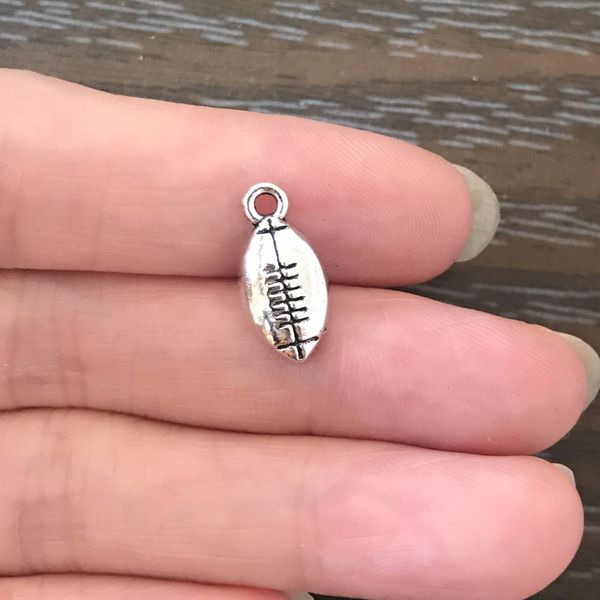 wholesale diy charm sport football charm antique silver tone football pendant charm for bracelet necklace earring zipper pulls jewelry gifts, Bronze;silver
wholesale diy charm sport football charm antique silver tone football pendant charm for bracelet necklace earring zipper pulls jewelry gifts, Bronze;silver
