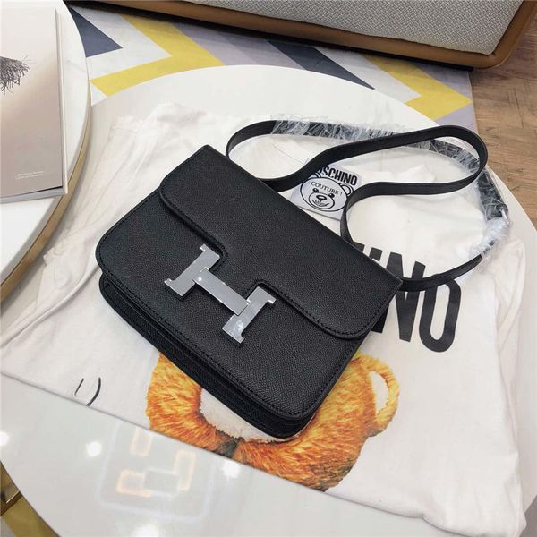 brand new deisigner crossbody bags contracted fashion designer handbags on chain designer shoulder bags
brand new deisigner crossbody bags contracted fashion designer handbags on chain designer shoulder bags