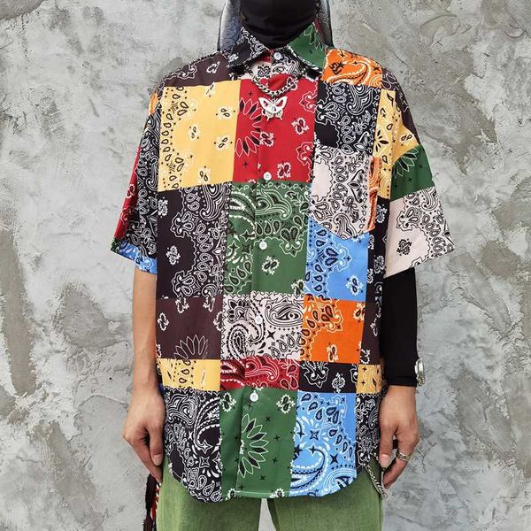 vintage new design 2020 summer harajuku cashew flowers button down shirts hawaiian hip hop shirt men loose streetwear, White;black 
vintage new design 2020 summer harajuku cashew flowers button down shirts hawaiian hip hop shirt men loose streetwear, White;black