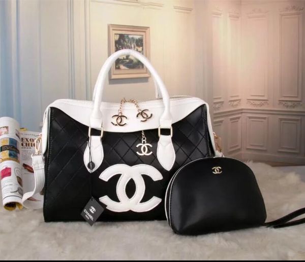 New fashion female slung shoulder bag versatile simple handbag name shoulder bag custom hand bag Women's handbags Lady purse wallets
New fashion female slung shoulder bag versatile simple handbag name shoulder bag custom hand bag Women's handbags Lady purse wallets