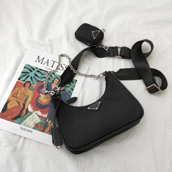 nylon waterproof handbag women men daily messenger bag fashion handbag design girls causal small black bags
nylon waterproof handbag women men daily messenger bag fashion handbag design girls causal small black bags