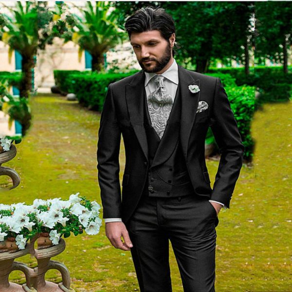 italian black men suits slim fit wedding tuxedos groom wear peaked lapel groomsman suits costume homme 3pcs jacket pants vest, White;black
italian black men suits slim fit wedding tuxedos groom wear peaked lapel groomsman suits costume homme 3pcs jacket pants vest, White;black