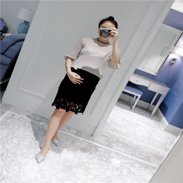 maternity women summer knee length elastic waist skirts fashion pregnant new moms belly care floral lace straignt skirts, White
maternity women summer knee length elastic waist skirts fashion pregnant new moms belly care floral lace straignt skirts, White