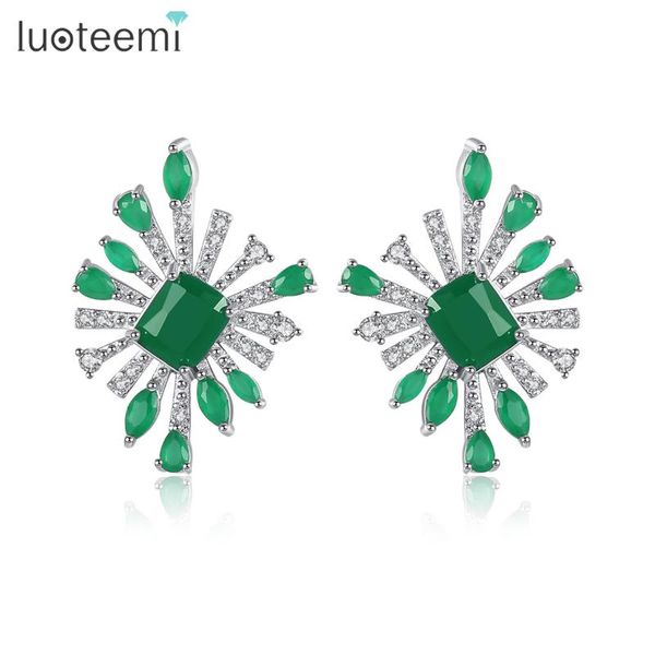 luoteemi new design flower stud earrings for women wedding party paved cubic zircon fashion jewelry aretes christmas gift, Golden;silver
luoteemi new design flower stud earrings for women wedding party paved cubic zircon fashion jewelry aretes christmas gift, Golden;silver