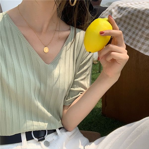 chicken heart v-neck base female summer can wear loose candy color ice silk short sleeve shirt candy shirt knitted t-shirt, White
chicken heart v-neck base female summer can wear loose candy color ice silk short sleeve shirt candy shirt knitted t-shirt, White