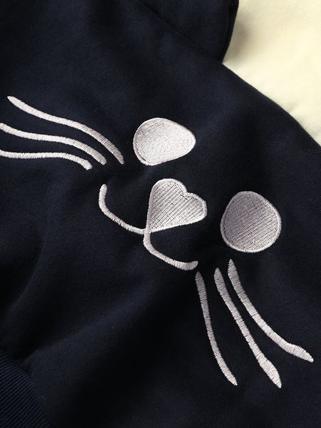 2018 european and american-style fashion hooded pullover animal flower embroidered color panel long-sleeve hoodie, Black
2018 european and american-style fashion hooded pullover animal flower embroidered color panel long-sleeve hoodie, Black