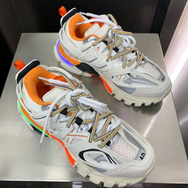 2020 luxury designer shoes men track trainer release 3.0 tess s paris triple s sneakers for women led sole with 11 color lights xshfbcl, Black
2020 luxury designer shoes men track trainer release 3.0 tess s paris triple s sneakers for women led sole with 11 color lights xshfbcl, Black