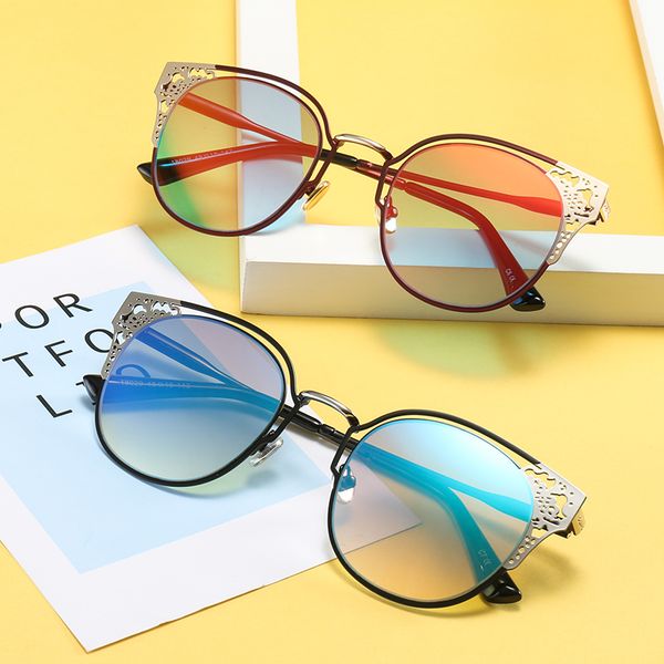 classic 2018 new pink round sunglasses women men ladies girls clip pattern fashion metal sun glasses gafas de sol oculos, White;black
classic 2018 new pink round sunglasses women men ladies girls clip pattern fashion metal sun glasses gafas de sol oculos, White;black