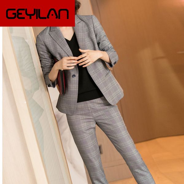 women's suit 2019 autumn casual fashion temperament slim slimming plaid single buckle small suit trousers two-piece, White;black
women's suit 2019 autumn casual fashion temperament slim slimming plaid single buckle small suit trousers two-piece, White;black