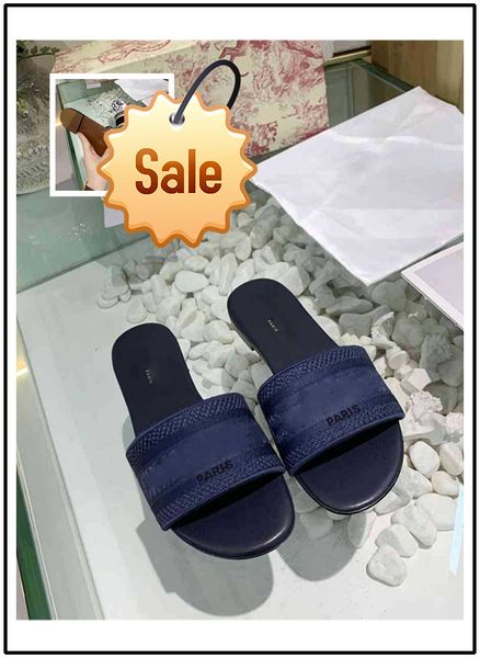 original box new dazzle flowers slippers summer woman beach alphabet slippers designer embroidery woman shoes, Black
original box new dazzle flowers slippers summer woman beach alphabet slippers designer embroidery woman shoes, Black