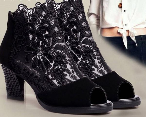 2019 women's sandals in summer with new style middle heel coarse heel @2414, Black
2019 women's sandals in summer with new style middle heel coarse heel @2414, Black