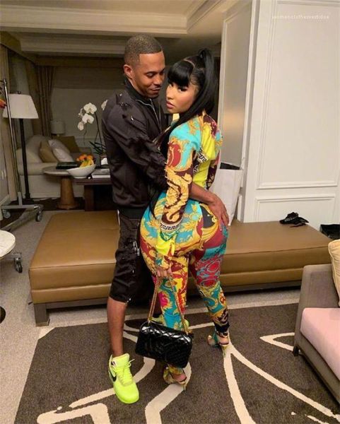 pattern slim long sleeve v neck american rap singer nicki minaj with same clothing women designer jumpsuits, Black;white
pattern slim long sleeve v neck american rap singer nicki minaj with same clothing women designer jumpsuits, Black;white