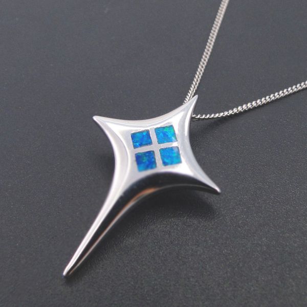 100% 925 ювелирных изделий стерлингового серебра daily wear женщины подвески blue fire opal кулон серебряный кулон ожерелье без цепи для под, Silver
100% 925 ювелирных изделий стерлингового серебра daily wear женщины подвески blue fire opal кулон серебряный кулон ожерелье без цепи для под, Silver