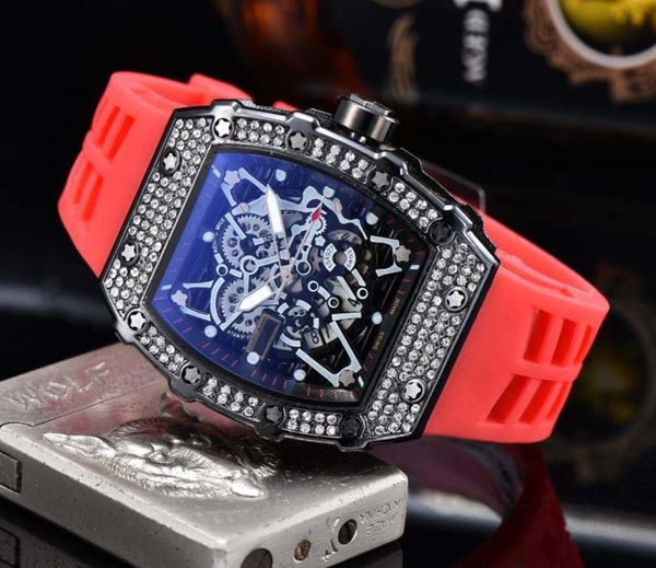 wholesale mens shinning diamond iced out watch brand new luxury designer watches quartz movement stainless steel male sport wristwatch, Slivery;brown
wholesale mens shinning diamond iced out watch brand new luxury designer watches quartz movement stainless steel male sport wristwatch, Slivery;brown