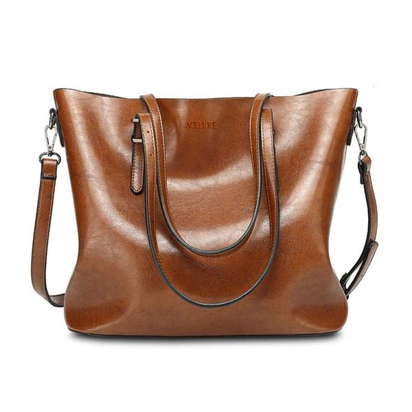 women shoulder bag fashion women handbags oil wax leather large capacity tote bag casual pu leather women messenger bag
women shoulder bag fashion women handbags oil wax leather large capacity tote bag casual pu leather women messenger bag