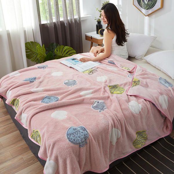 100% polyester winter warm plush flannel blanket soft throws fur blanket for beds fleece 180*200/200*230cm wool
100% polyester winter warm plush flannel blanket soft throws fur blanket for beds fleece 180*200/200*230cm wool