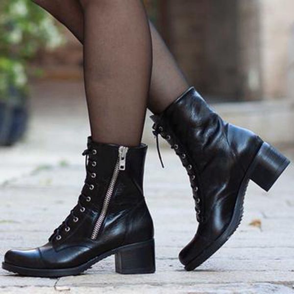 black patent leather ankle boots for women lace up platform boots women winter warm street style shoes
black patent leather ankle boots for women lace up platform boots women winter warm street style shoes