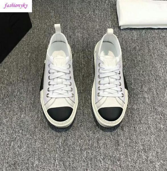 top classics b23 " single m classic в качестве основного видения, в способе печати большой площади на верхней части любовников размер 38 с к, Black 
top classics b23 " single m classic в качестве основного видения, в способе печати большой площади на верхней части любовников размер 38 с к, Black