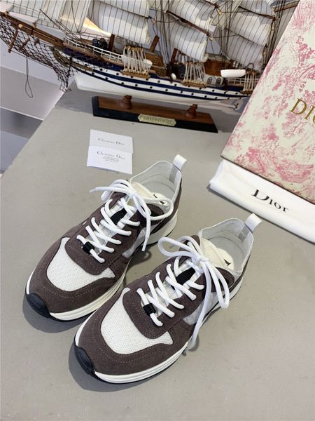 2020 new zq luxury designer couple casual sports shoes men and women fashion casual shoes basketball shoes
2020 new zq luxury designer couple casual sports shoes men and women fashion casual shoes basketball shoes