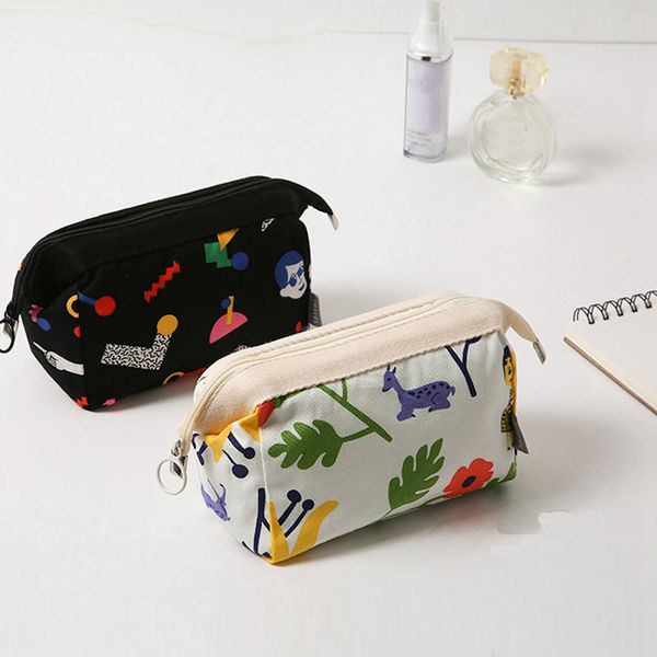 fashion animal printing cosmetic bag portable organizer travel wash makeup case beauty toiletry women girl canvas make up box
fashion animal printing cosmetic bag portable organizer travel wash makeup case beauty toiletry women girl canvas make up box