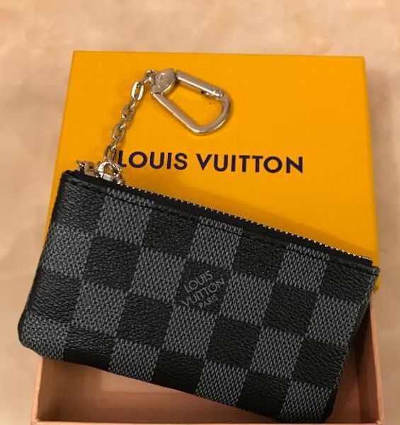 4 color key pouch damier leather holds famous classical women key holder coin purse small leather key wallets, Red;black
4 color key pouch damier leather holds famous classical women key holder coin purse small leather key wallets, Red;black