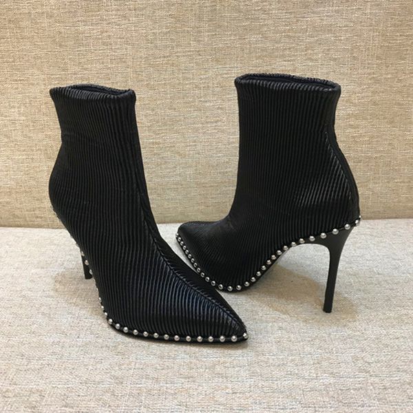 2019 brand new winter boots ankle shoes for women pointed toe riding, equestrian high (5cm-8cm) thin heels slip-on black boots
2019 brand new winter boots ankle shoes for women pointed toe riding, equestrian high (5cm-8cm) thin heels slip-on black boots