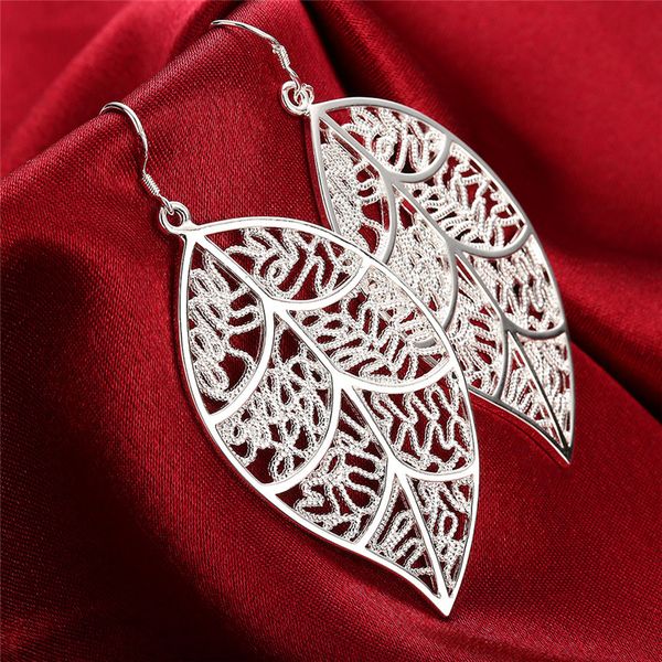 2020 new arrival fashion 925 jewelry silver fashion leaf earrings for women gift christmas gift
2020 new arrival fashion 925 jewelry silver fashion leaf earrings for women gift christmas gift