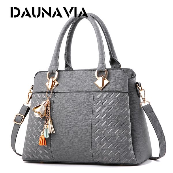 women bag shoulder bag pu leather totes lady simple style fashion color tassel zipper pockets high capacity crossbody handbag
women bag shoulder bag pu leather totes lady simple style fashion color tassel zipper pockets high capacity crossbody handbag