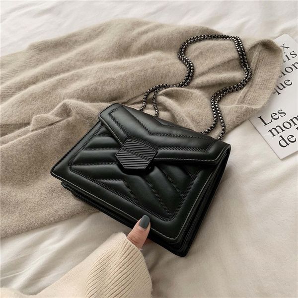 autumn and winter new bag women 2019 new korean fashion chain embroidered shoulder bag wild messenger small square
autumn and winter new bag women 2019 new korean fashion chain embroidered shoulder bag wild messenger small square