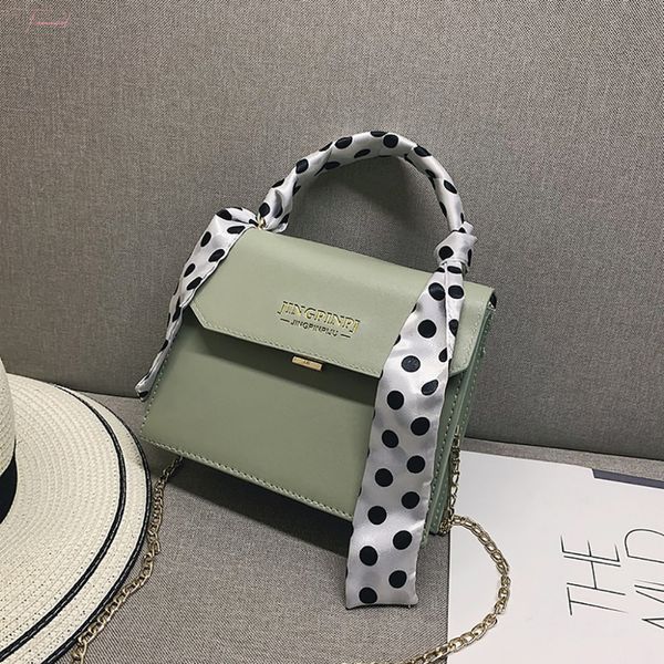 2020 women scarf wild vintage messenger bag fashion one shoulder small square ladies crossbody messenger female bag
2020 women scarf wild vintage messenger bag fashion one shoulder small square ladies crossbody messenger female bag