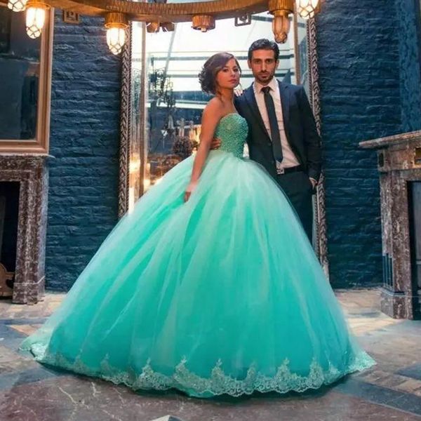 2019 prom dresses vestidos de fiesta strapless neckline beaded lace bodice puffy skirt green tulle quinceanera ball gowns, Blue;red
2019 prom dresses vestidos de fiesta strapless neckline beaded lace bodice puffy skirt green tulle quinceanera ball gowns, Blue;red