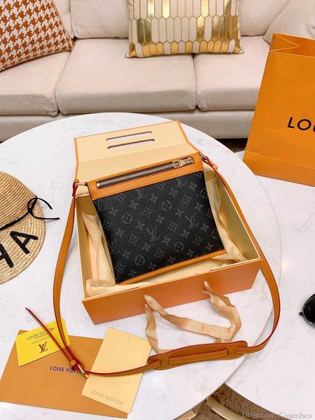 1wan 2019 bags brand messenger crossbody single shoulder bag woman business trip bag good quality
1wan 2019 bags brand messenger crossbody single shoulder bag woman business trip bag good quality