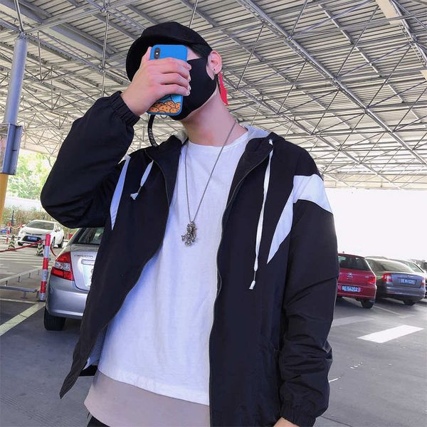 2019 new arrival mens designer hooded jackets luxury autumn sports jacket coat fashion brand mens hoodies jackets clothes, Black;brown
2019 new arrival mens designer hooded jackets luxury autumn sports jacket coat fashion brand mens hoodies jackets clothes, Black;brown