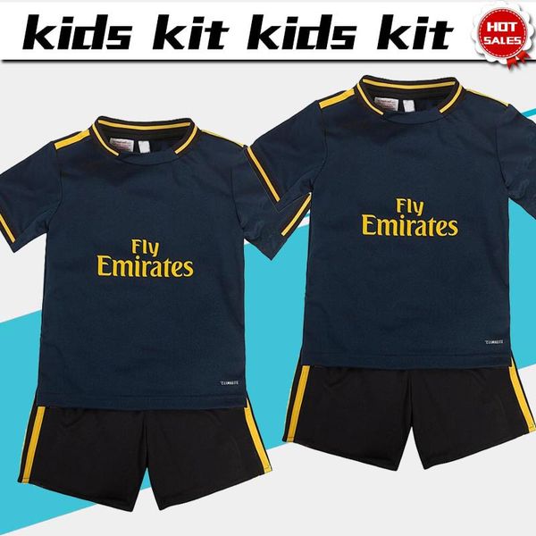 2020 kids kit gunner third soccer jerseys 19/20 child suit gunner deep blue soccer shirts boys football uniforms shirt+shorts, Black
2020 kids kit gunner third soccer jerseys 19/20 child suit gunner deep blue soccer shirts boys football uniforms shirt+shorts, Black
