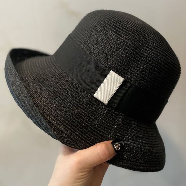 women designer hats weave sunshade hat lady spring summer luxury caps vacation beach hat avant-garde ladies party fashion accessory, Blue;gray
women designer hats weave sunshade hat lady spring summer luxury caps vacation beach hat avant-garde ladies party fashion accessory, Blue;gray
