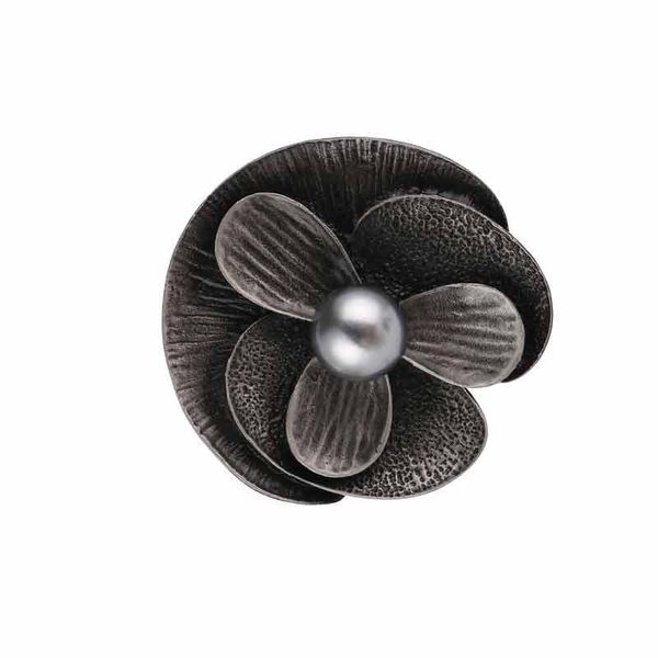 zinc alloy brooch fashion retro court pearl flower coat collar needle lapel pin gifts for women high-grade accessories jewelry, Gray
zinc alloy brooch fashion retro court pearl flower coat collar needle lapel pin gifts for women high-grade accessories jewelry, Gray