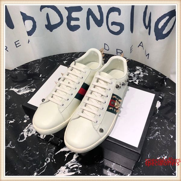 2019 luxury designer men sneakers fashion white leather platform shoes flat casual party wedding shoes with box, Black
2019 luxury designer men sneakers fashion white leather platform shoes flat casual party wedding shoes with box, Black