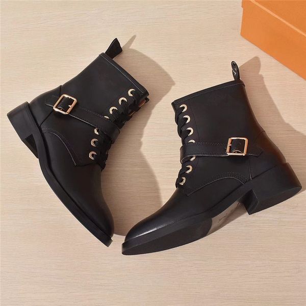 fashion women shoes genuine leather shoes women shoes 2020 new womens half boots big size 34-42 with box, Black
fashion women shoes genuine leather shoes women shoes 2020 new womens half boots big size 34-42 with box, Black