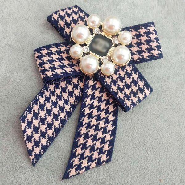 мода большой bowknot pearl брошь pins шарм корсаж брошь свадебного костюм украшение воротник себе pin женщины подарков ювелирных изделий акс, Gray
мода большой bowknot pearl брошь pins шарм корсаж брошь свадебного костюм украшение воротник себе pin женщины подарков ювелирных изделий акс, Gray