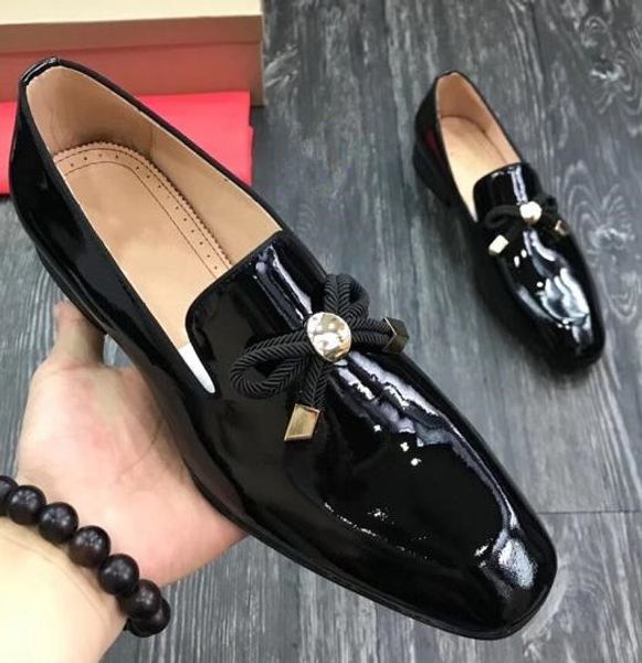brand red bottom loafers party wedding shoes designer spikes black patent leather dress shoes mens slip on flats loafers
brand red bottom loafers party wedding shoes designer spikes black patent leather dress shoes mens slip on flats loafers