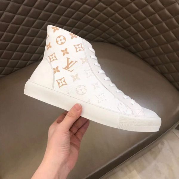 2020 new v12 men's fashion sneakers outdoor sneakers daily casual breathable sneakers belt box
