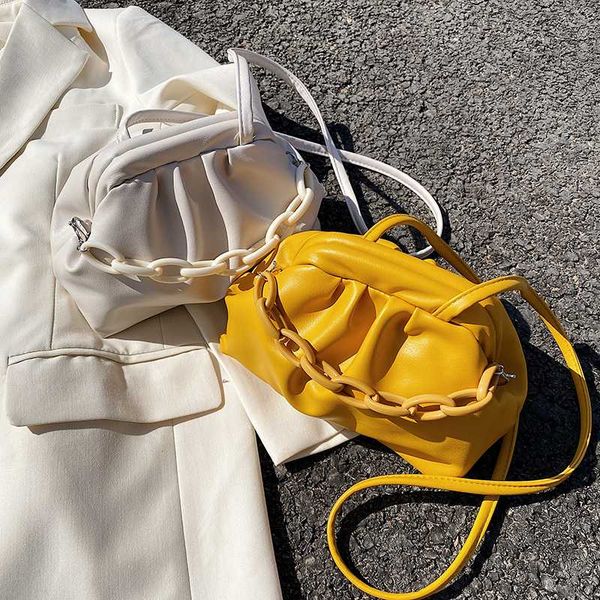 clip cloud bags chain design crossbody bags for women 2020 summer small fashion shoulder handbags cross body bag 
clip cloud bags chain design crossbody bags for women 2020 summer small fashion shoulder handbags cross body bag