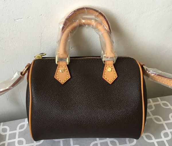 2019 speedy Brand new Top quality women Real oxidizing genuine Leather 25cm 30cm 35cm handbag with shoulder strap purse tote bag
2019 speedy Brand new Top quality women Real oxidizing genuine Leather 25cm 30cm 35cm handbag with shoulder strap purse tote bag