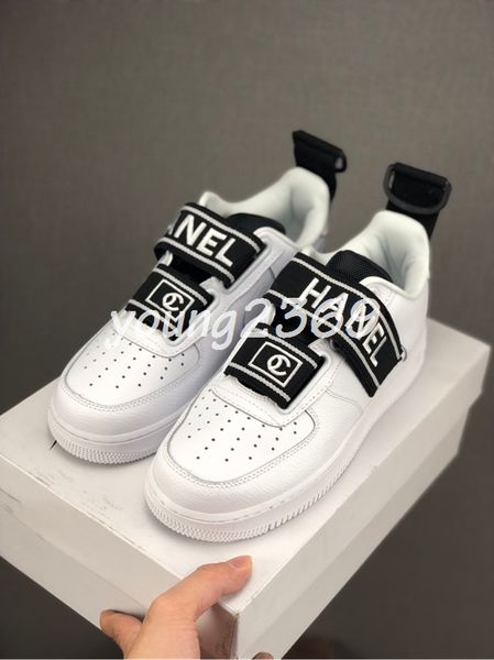 1 utility 1s type classic forces white black ace mens women running shoes skate forced low cut air trainers designer sneakers size 11
1 utility 1s type classic forces white black ace mens women running shoes skate forced low cut air trainers designer sneakers size 11
