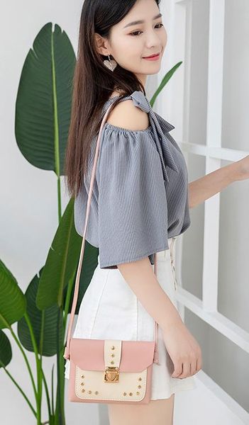 2020 version willow nail small square bag designer collection bag luxury lock chain fashion female bag drop shipping
2020 version willow nail small square bag designer collection bag luxury lock chain fashion female bag drop shipping