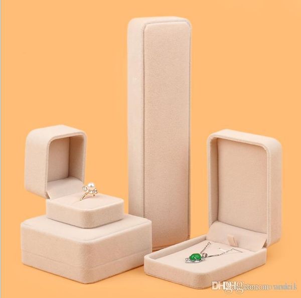 fashion ring box for pendant bracelet necklace jewelry gift case girlfriend beige upper-end velvet box el anillo de collar de, Black;white
fashion ring box for pendant bracelet necklace jewelry gift case girlfriend beige upper-end velvet box el anillo de collar de, Black;white