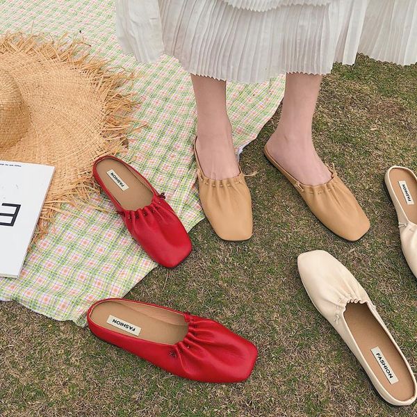 2020 korean version of baotou half slippers women wear flat bottom lazy shoes square head casual student sandals and slippers, Black
2020 korean version of baotou half slippers women wear flat bottom lazy shoes square head casual student sandals and slippers, Black